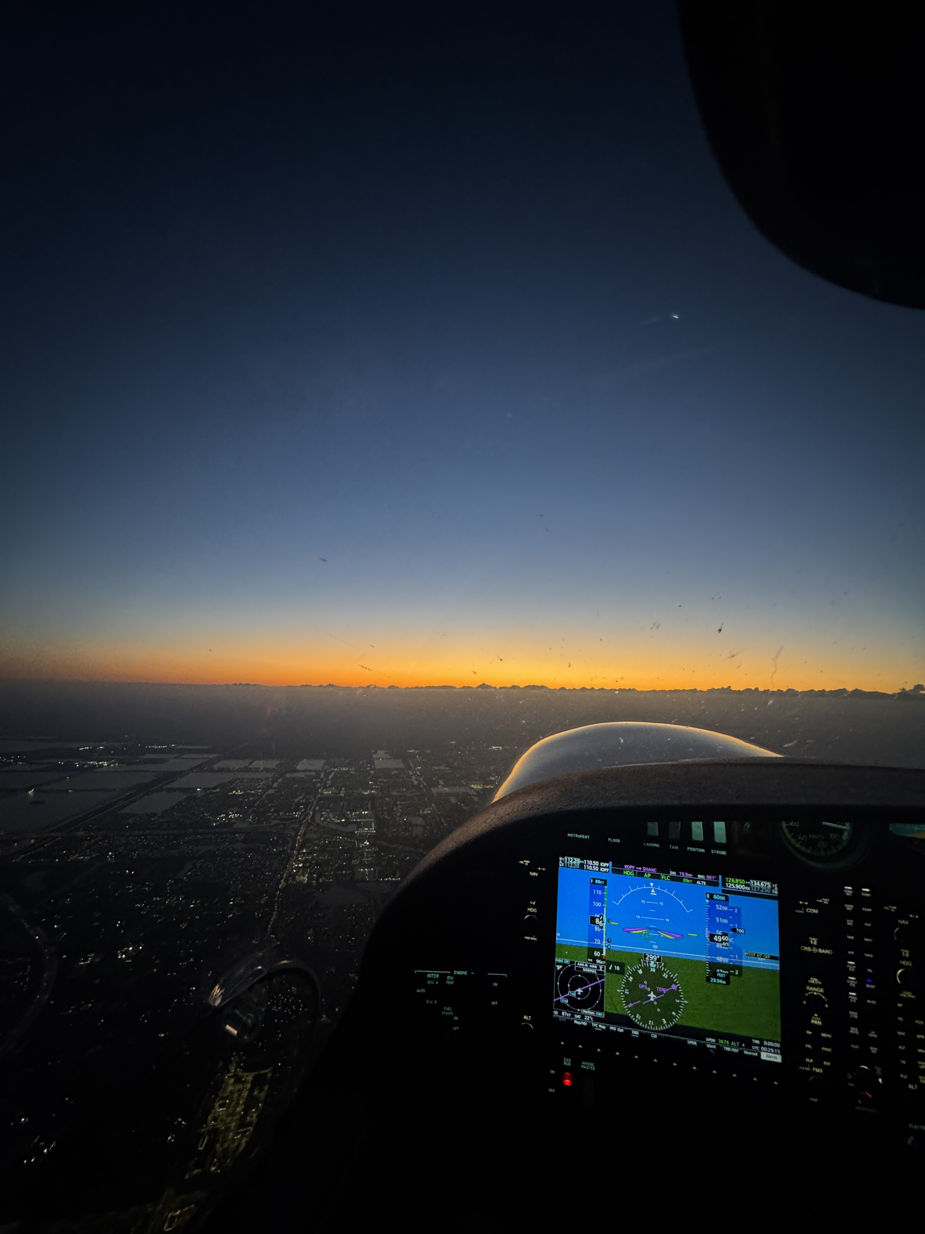 DA40NG Sunset Image